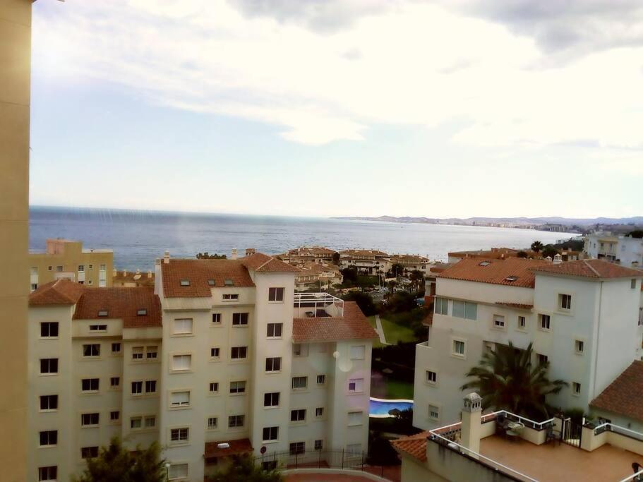 בנאלמדנה Room With Sea And Mountain Views Habitacion En Piso Compartido Para 1 O 2 Personas מראה חיצוני תמונה